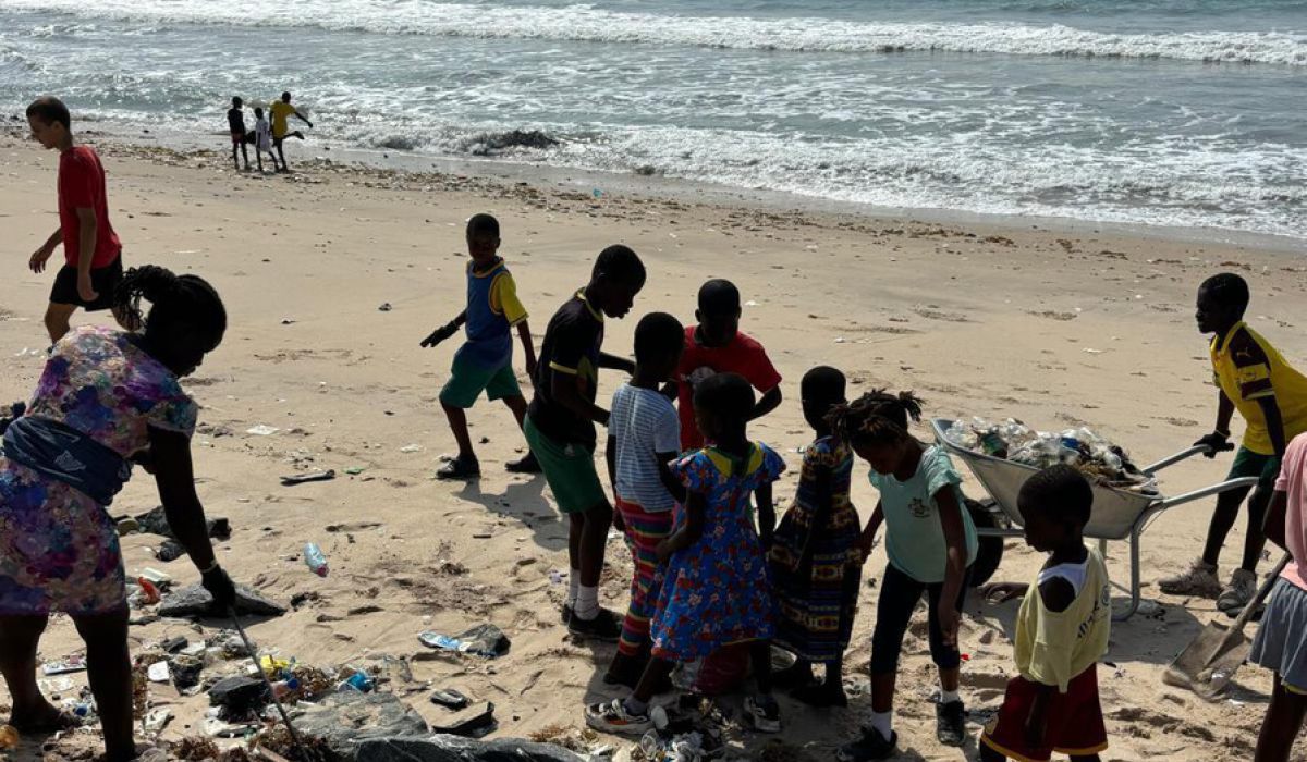 Clean-Up in Old Ningo